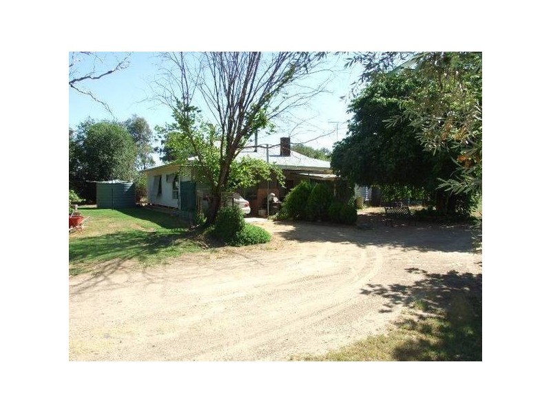 3 Molong Road, Parkes NSW 2870
