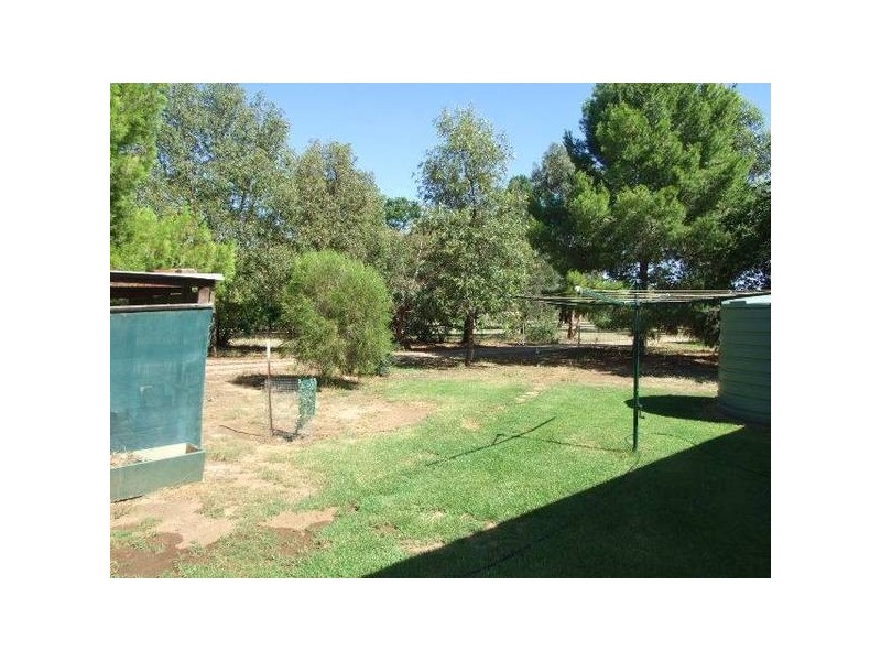 3 Molong Road, Parkes NSW 2870