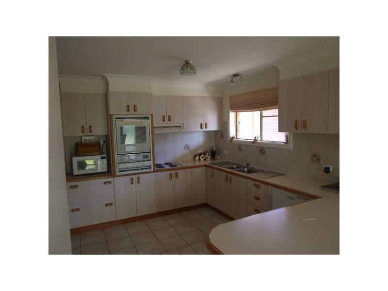 44 Lawson Street, Parkes NSW 2870