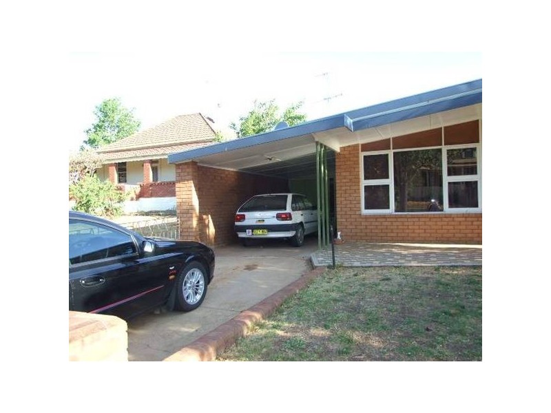 1/19 Gap Street, Parkes NSW 2870