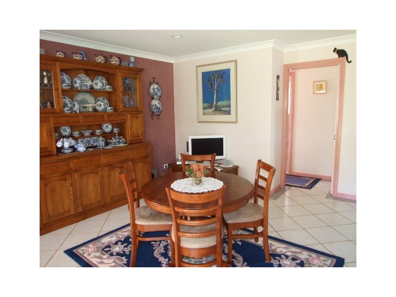 21 Glenburnie Close, Parkes NSW 2870