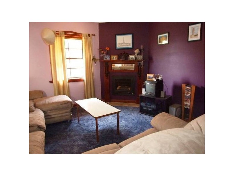 63 Dalton Street, Parkes NSW 2870