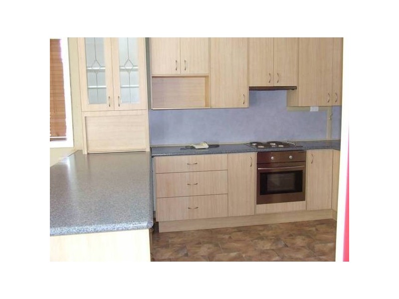 4 Thornbury, Parkes NSW 2870