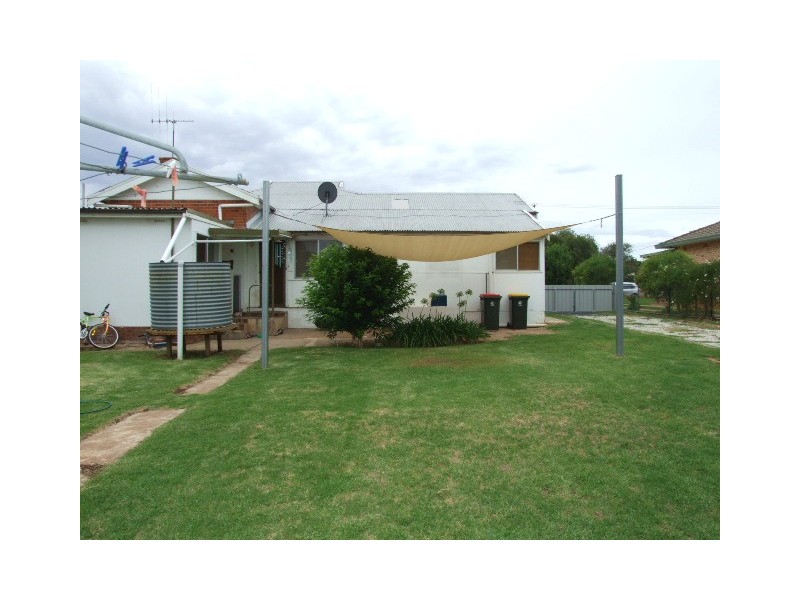 55 Dalton Street, Parkes NSW 2870