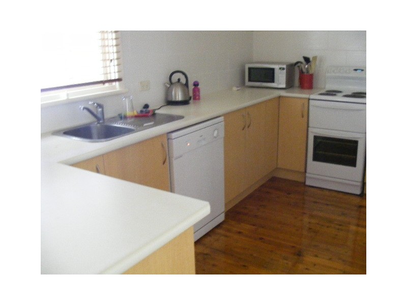 17a Albert Street, Parkes NSW 2870