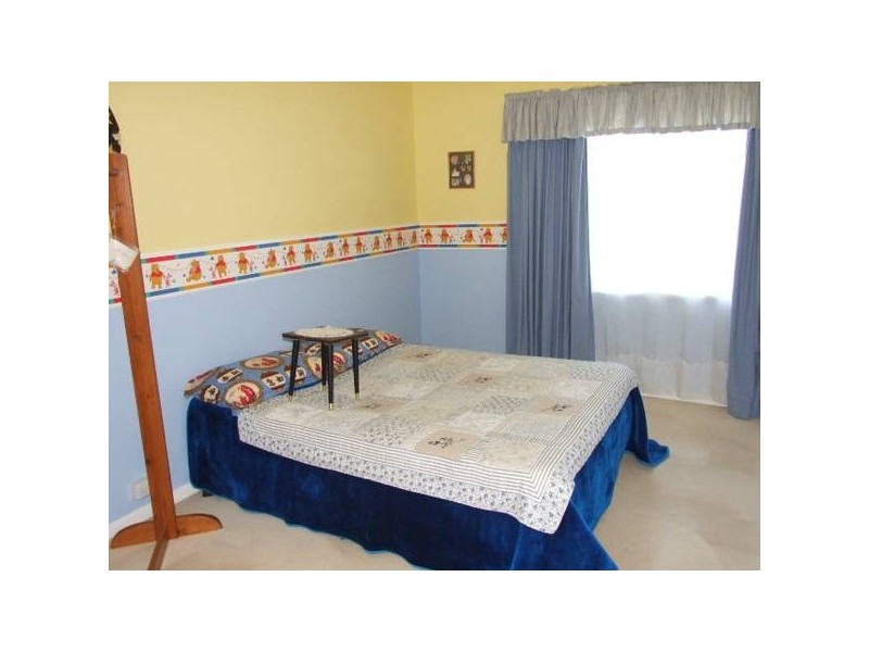 18 Hume Street, Parkes NSW 2870