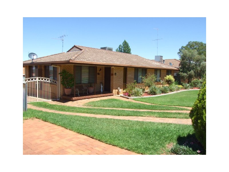 9 Want Street, Parkes NSW 2870