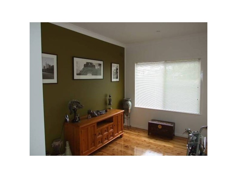 17 Orange Street, Parkes NSW 2870