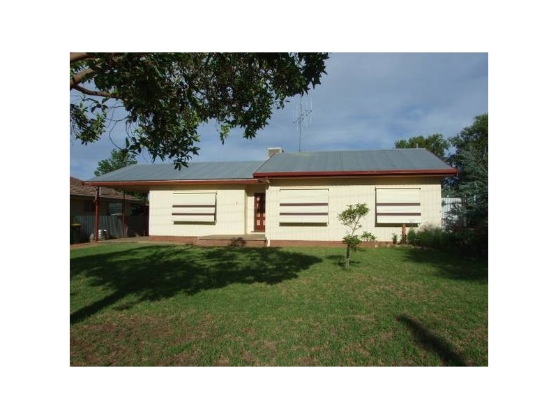 7 Fisher Street, Parkes NSW 2870