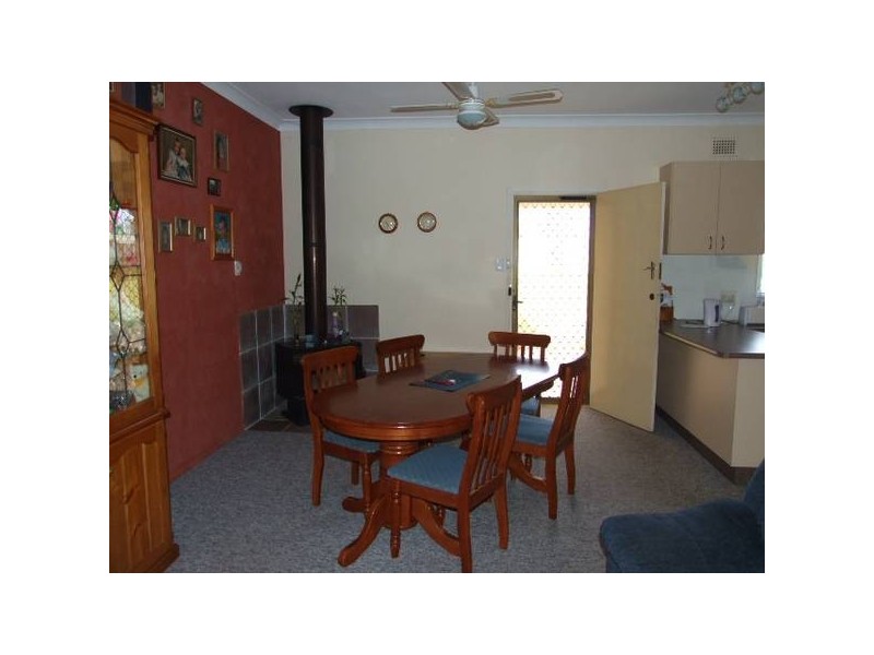 7 Fisher Street, Parkes NSW 2870