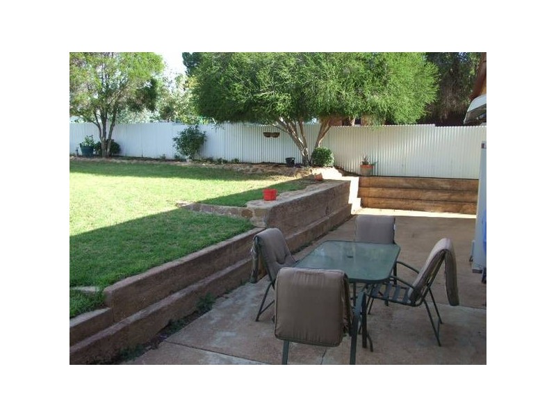 7 Fisher Street, Parkes NSW 2870