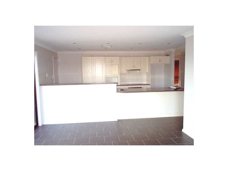 17 Price Lane, Parkes NSW 2870