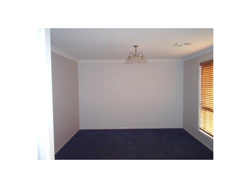 17 Price Lane, Parkes NSW 2870