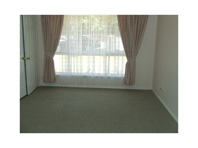 5 Friendship Place, Parkes NSW 2870