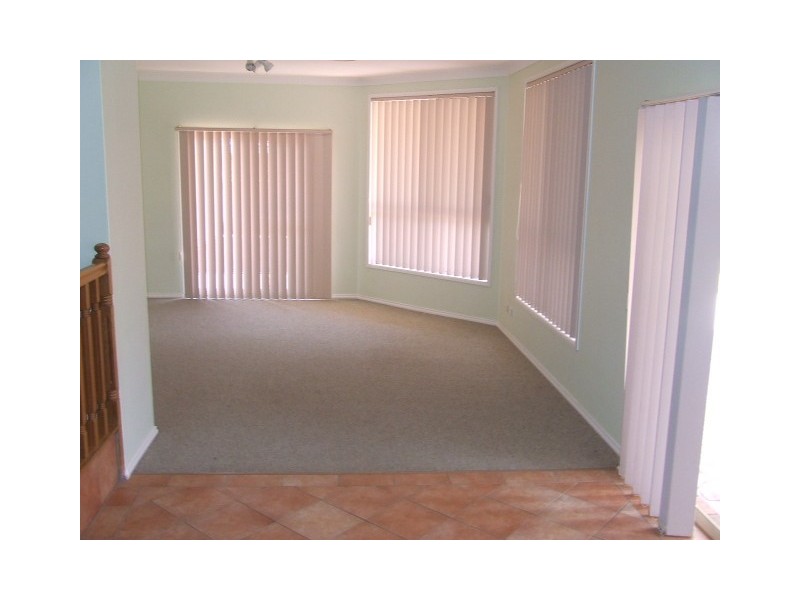 5 Friendship Place, Parkes NSW 2870