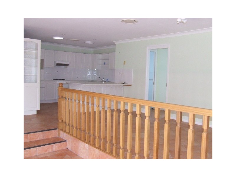 5 Friendship Place, Parkes NSW 2870