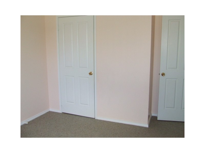 5 Friendship Place, Parkes NSW 2870