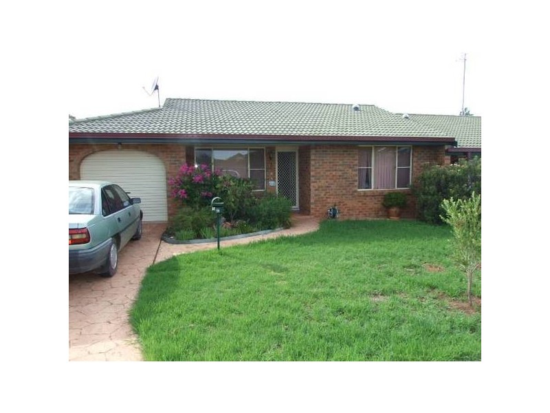 3/82 Dalton Street, Parkes NSW 2870