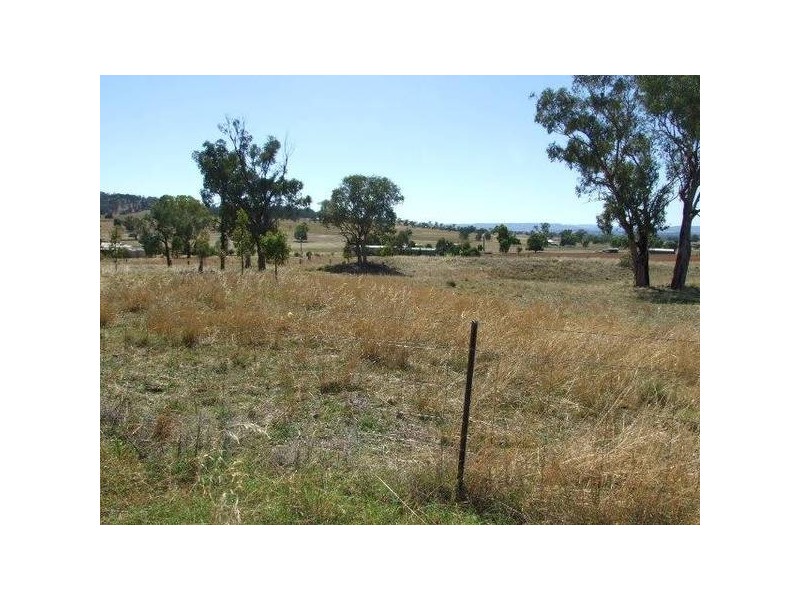 5 Maguire Road, Parkes NSW 2870