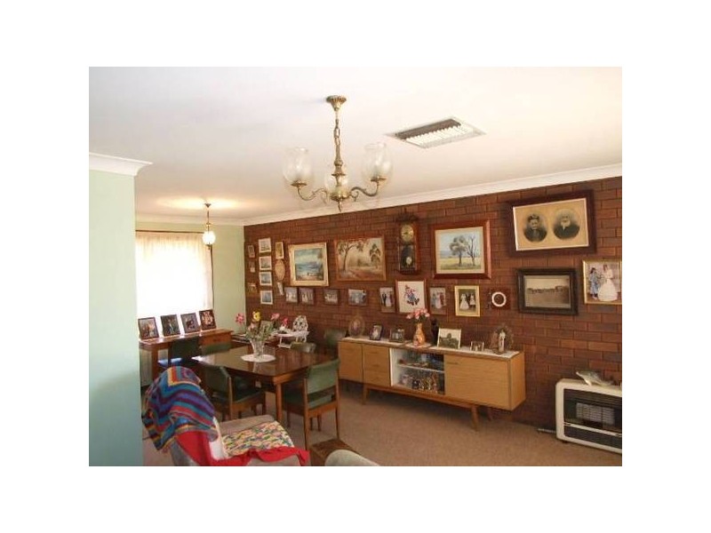 14 Danilenko Street, Parkes NSW 2870