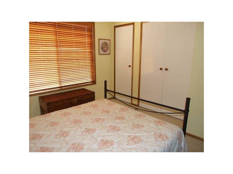 16 Vaucluse Place, Parkes NSW 2870