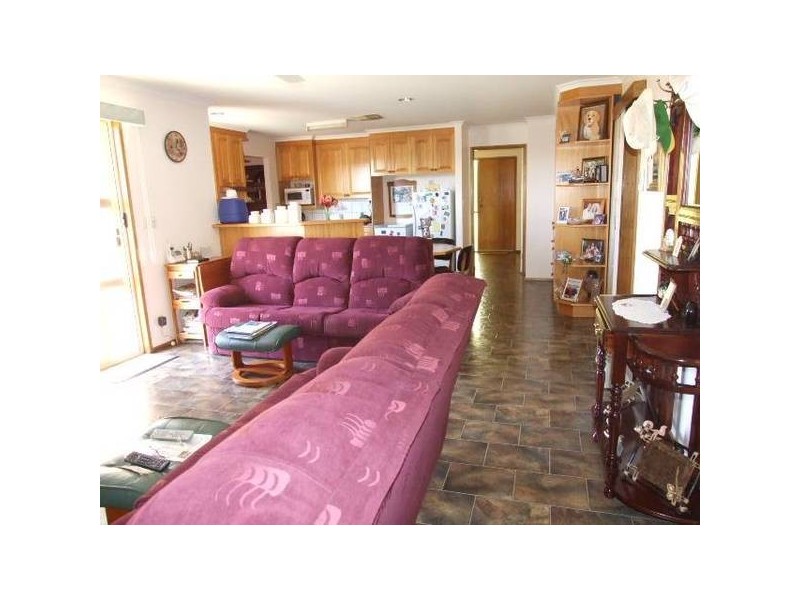 16 Vaucluse Place, Parkes NSW 2870