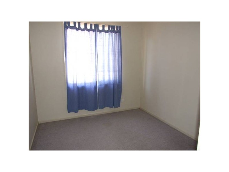 82 High Street, Parkes NSW 2870