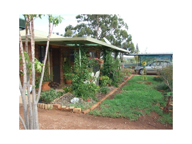 258 Cons Lane, Parkes NSW 2870