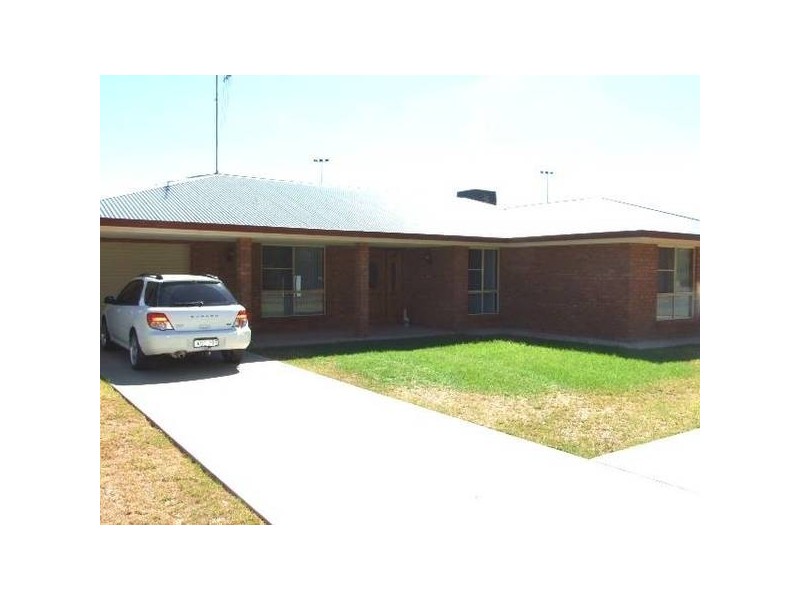 52 Forbes Road, Parkes NSW 2870