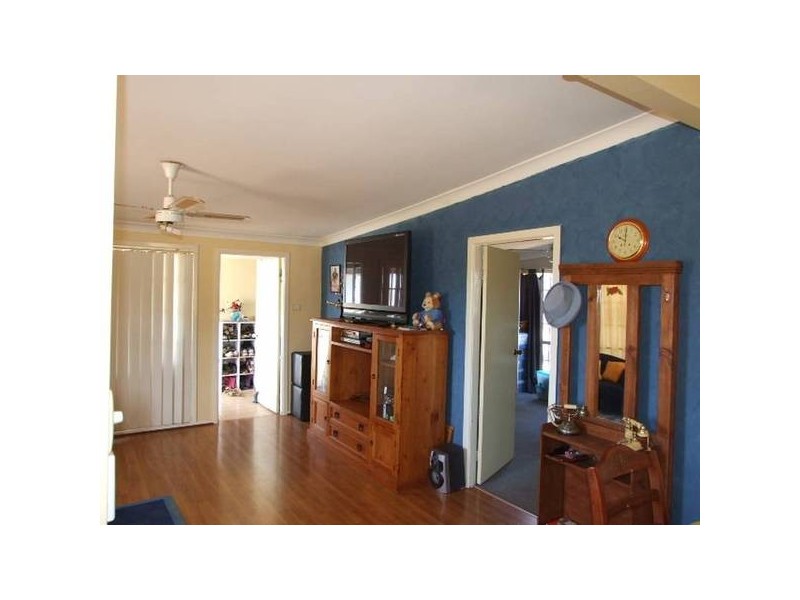 11 Heraghty Road, Parkes NSW 2870
