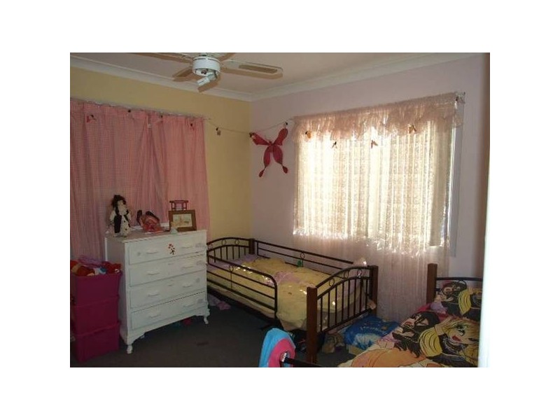 11 Heraghty Road, Parkes NSW 2870