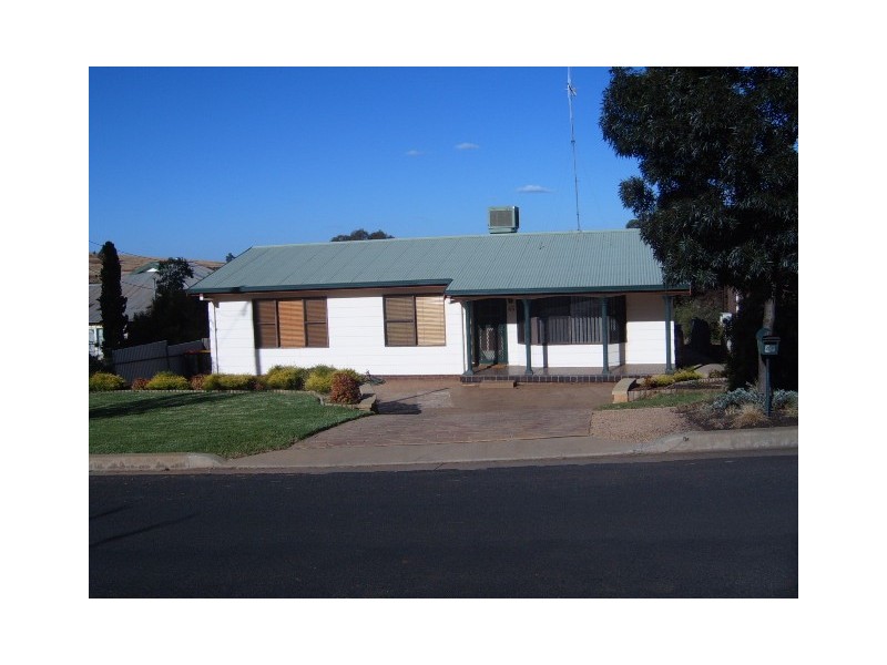 45 Lorking Street, Parkes NSW 2870