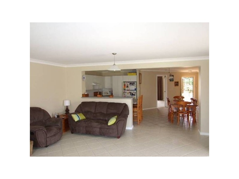 70 Best Street, Parkes NSW 2870