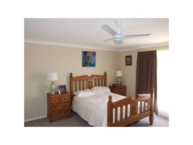 70 Best Street, Parkes NSW 2870