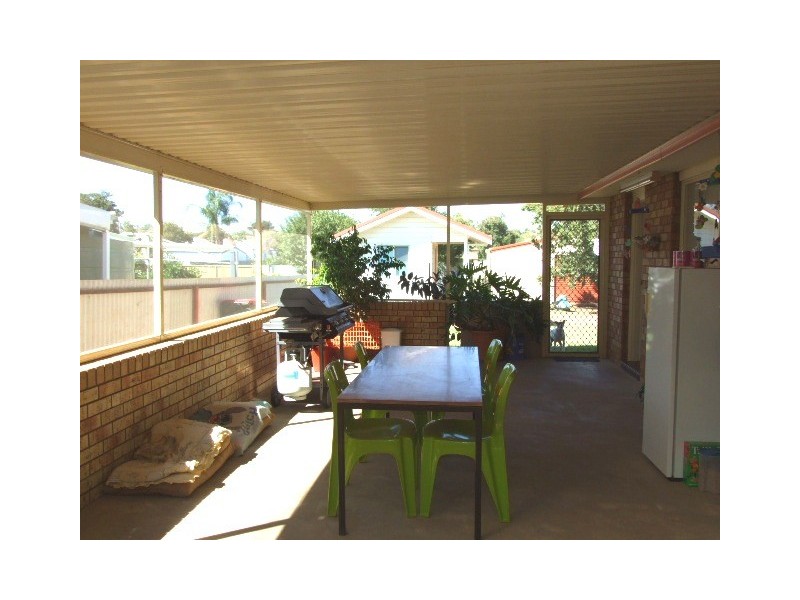 9 Talbot Street, Parkes NSW 2870