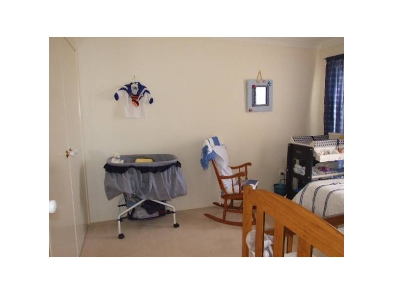 22 Ebelina Cres, Parkes NSW 2870