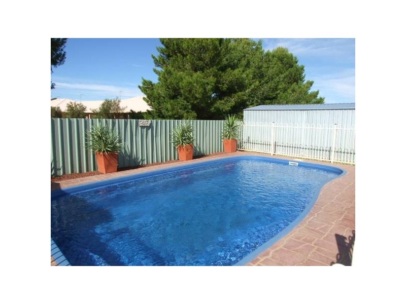 22 Ebelina Cres, Parkes NSW 2870