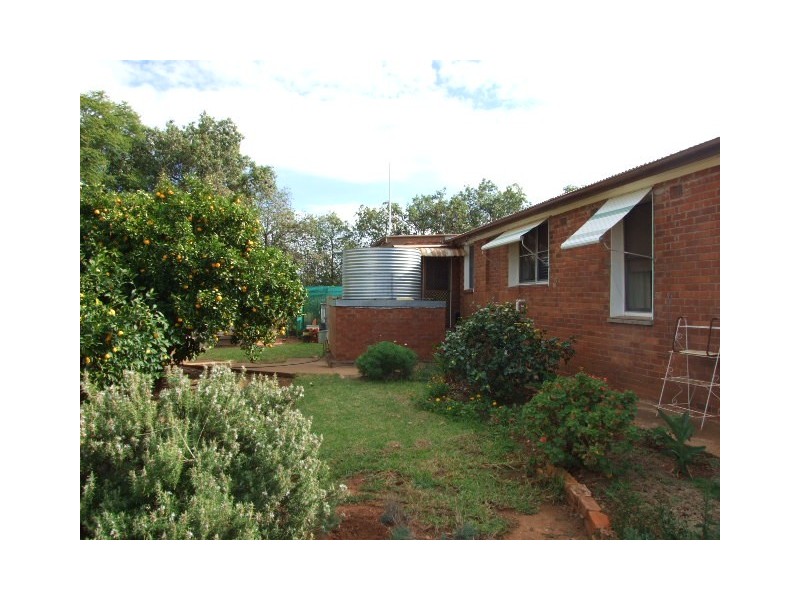 55 Mitchell Street, Parkes NSW 2870
