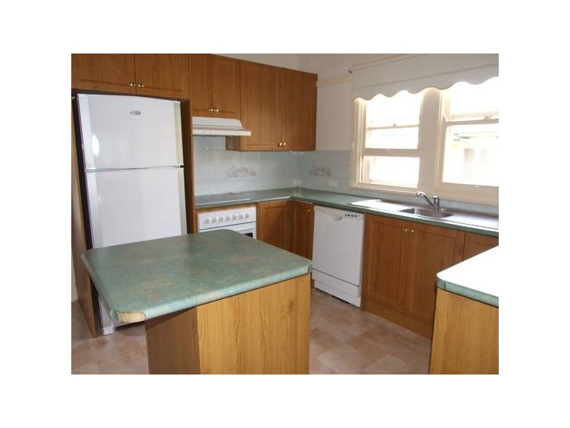 3 Albert Street, Parkes NSW 2870