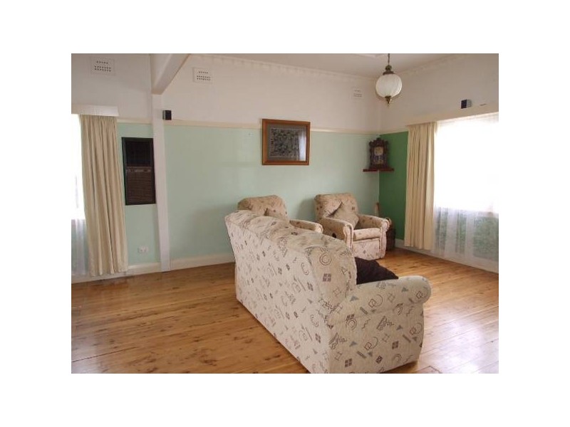 3 Albert Street, Parkes NSW 2870