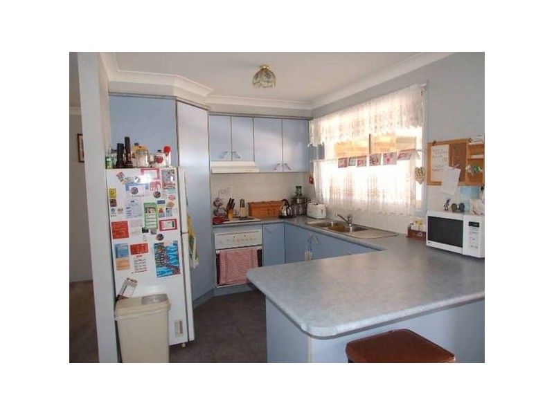 10 Mimosa Avenue, Parkes NSW 2870