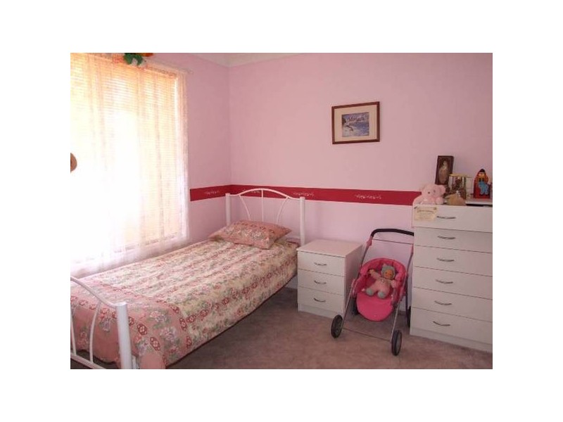 10 Mimosa Avenue, Parkes NSW 2870