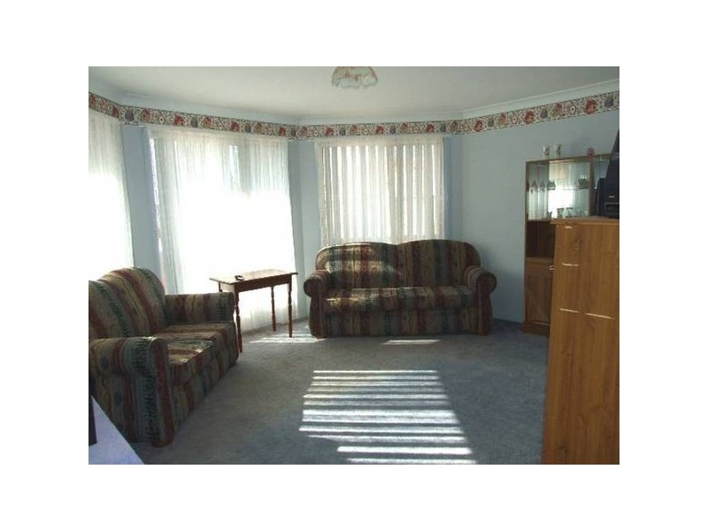 10 Mimosa Avenue, Parkes NSW 2870