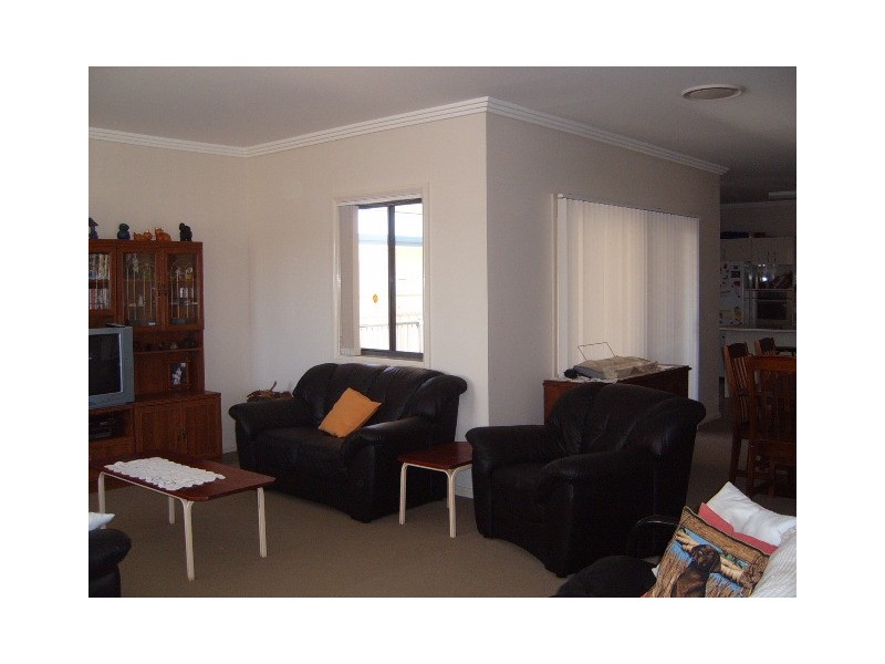 38 Best Street, Parkes NSW 2870