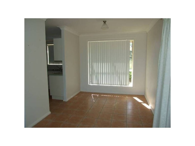 15 Basil Ave, Parkes NSW 2870