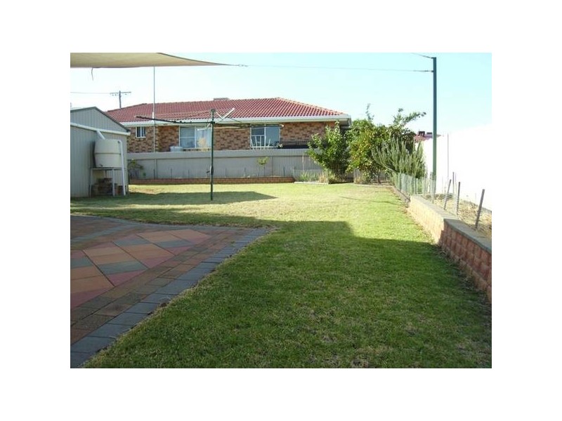 3 Basil Avenue, Parkes NSW 2870