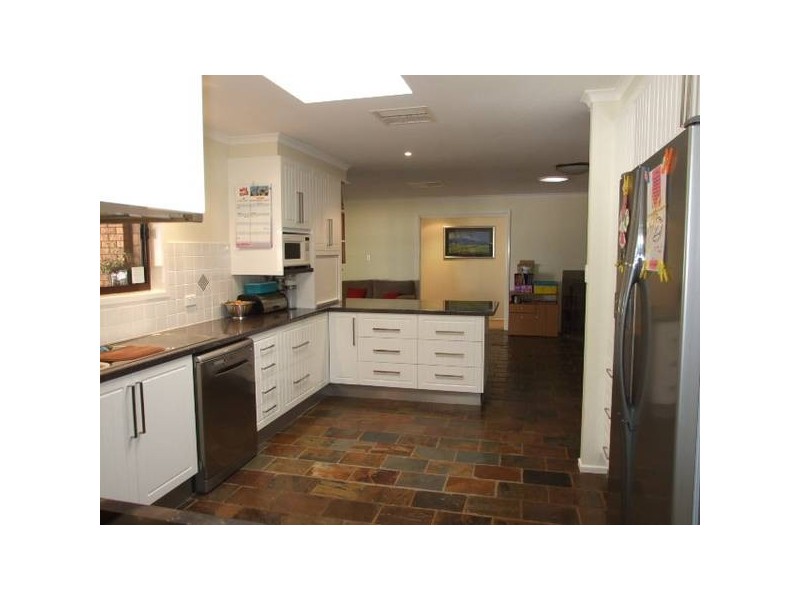 3 Coolabah Drive, Parkes NSW 2870
