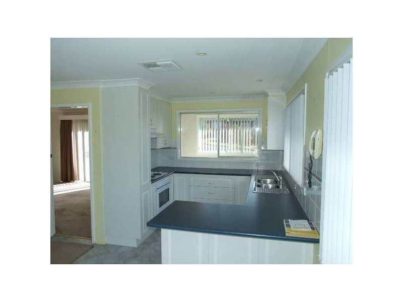 31 Barton Street, Parkes NSW 2870