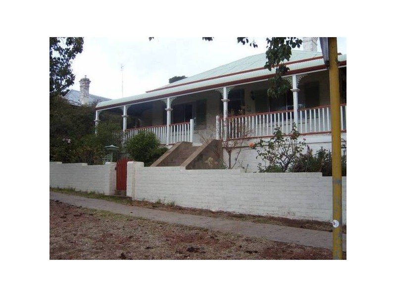 23 Gap Street, Parkes NSW 2870