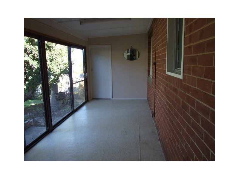 15 Bushman Street, Parkes NSW 2870